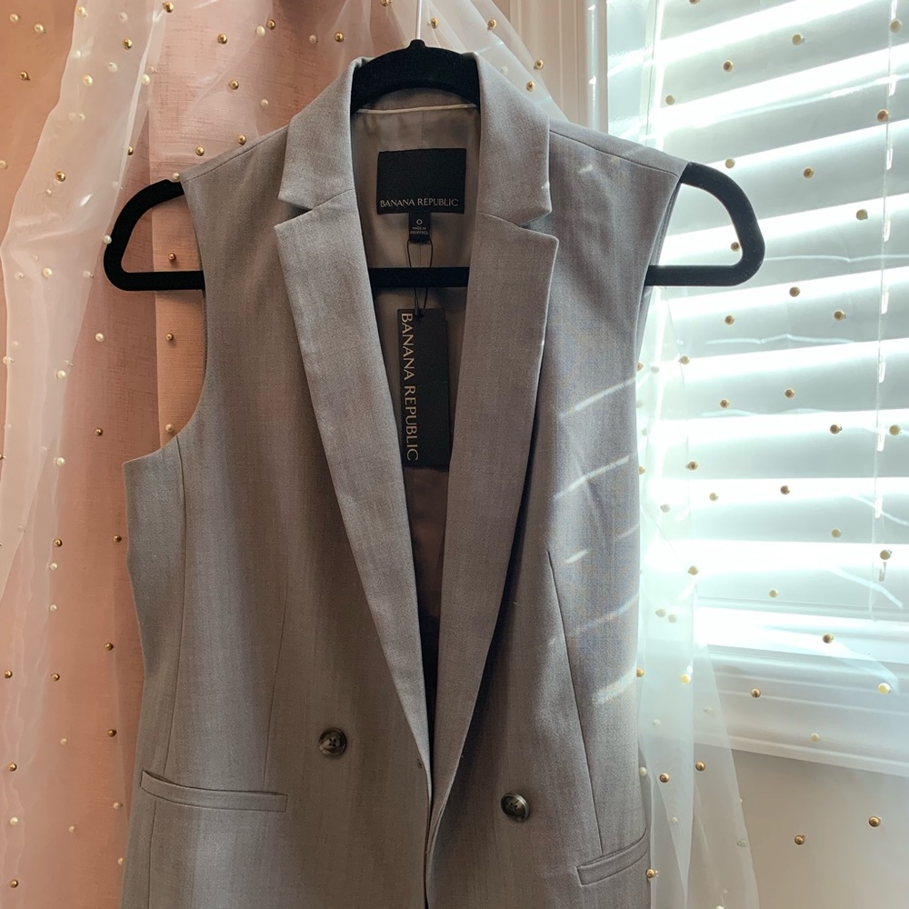 Banana Republic Light Wool Blazer